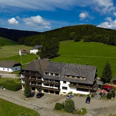 Landgasthof Jostalstüble Titisee-Neustadt Exterior foto