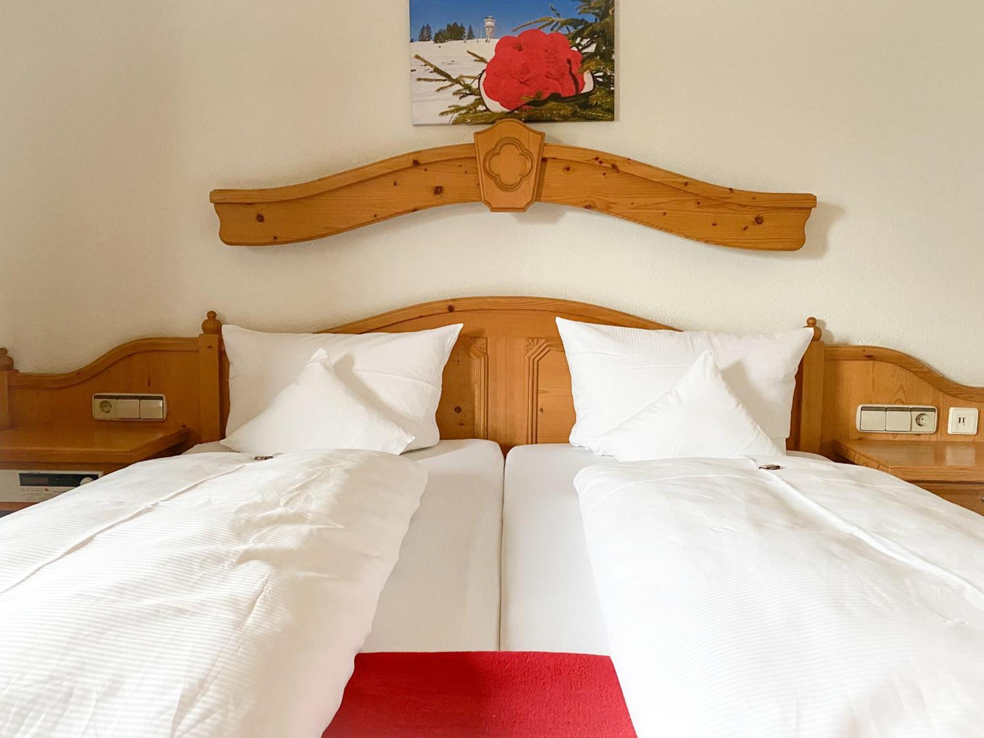 Landgasthof Jostalstüble Titisee-Neustadt Zimmer foto