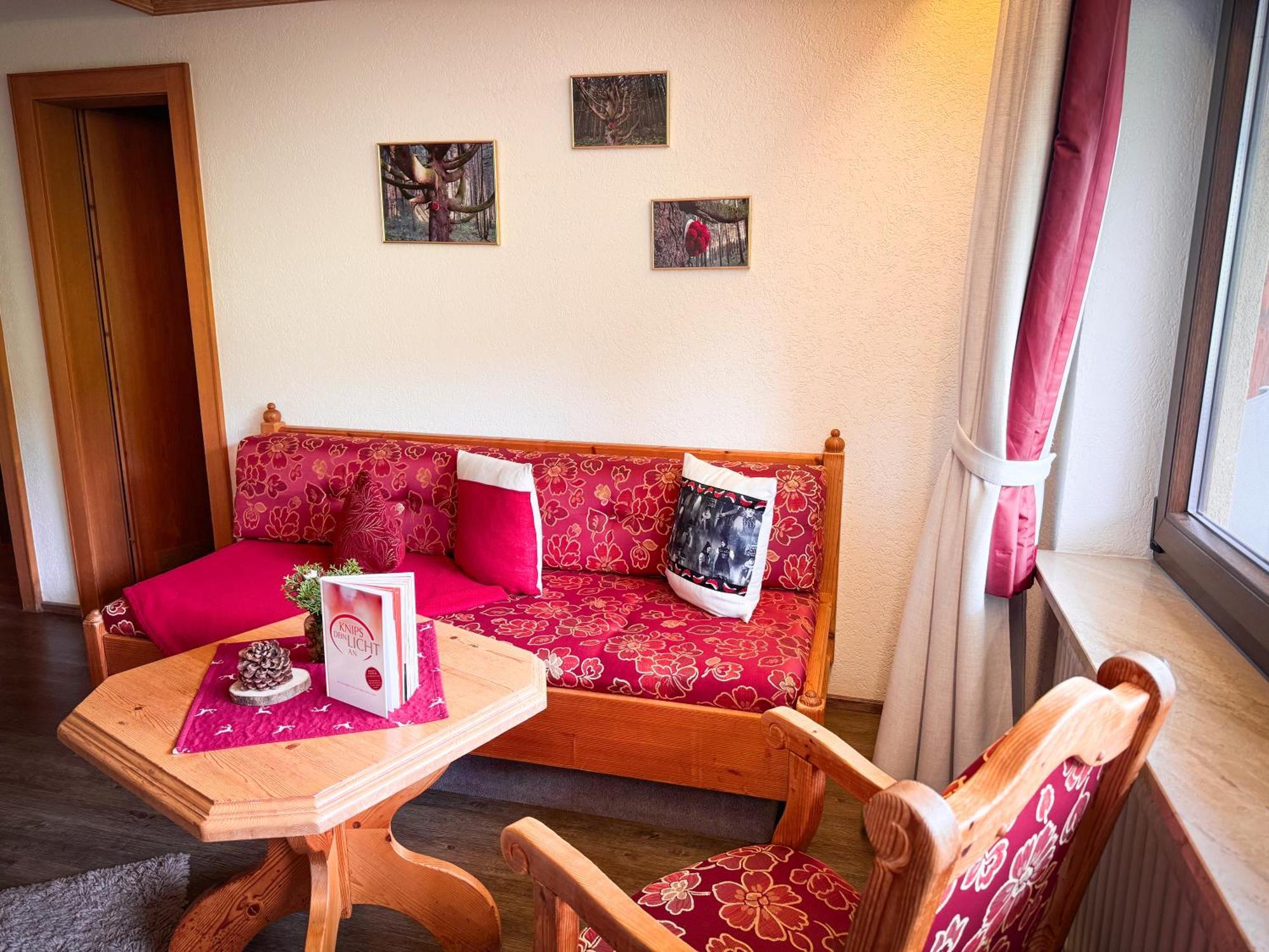 Landgasthof Jostalstüble Titisee-Neustadt Zimmer foto