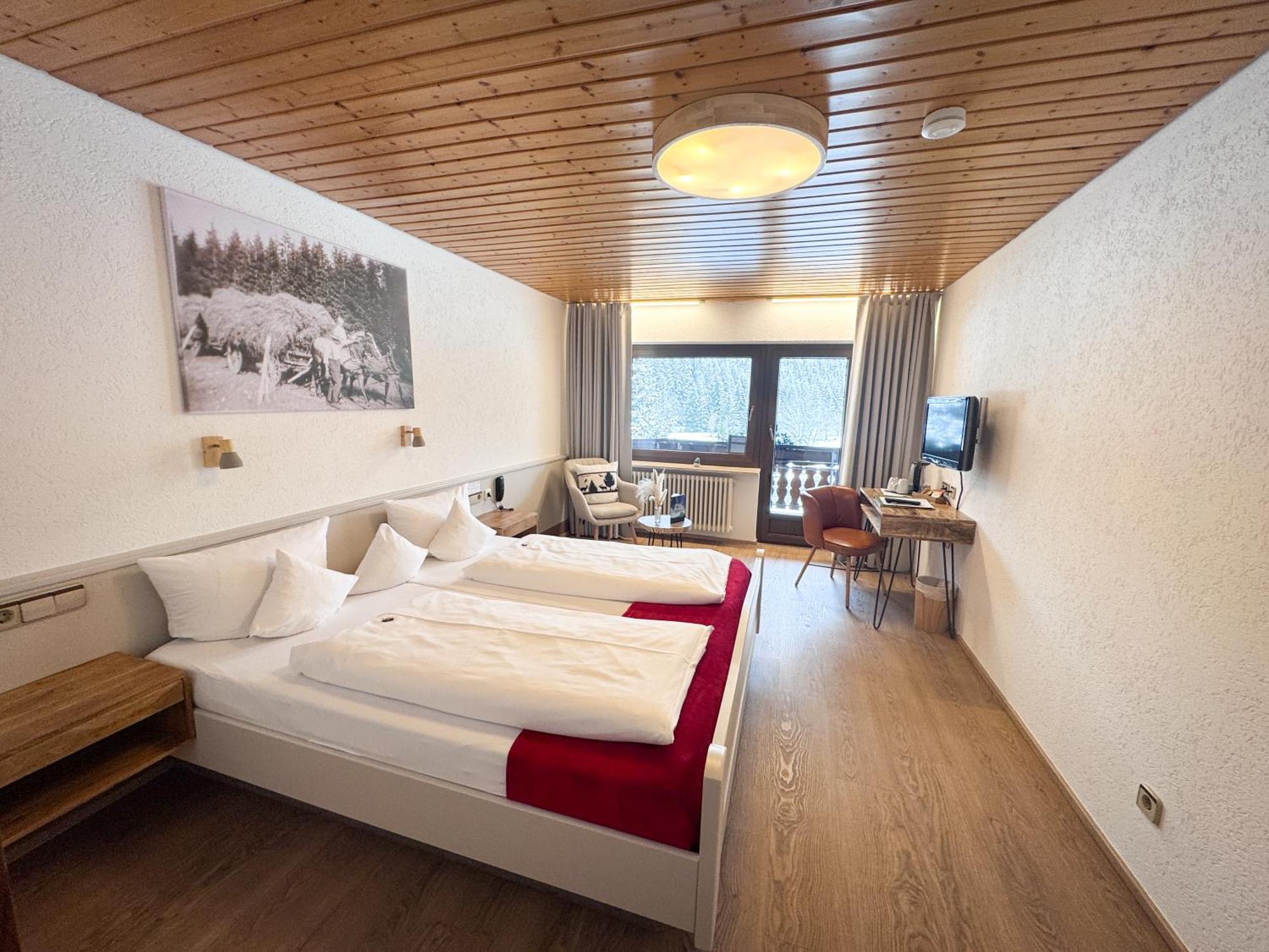Landgasthof Jostalstüble Titisee-Neustadt Zimmer foto