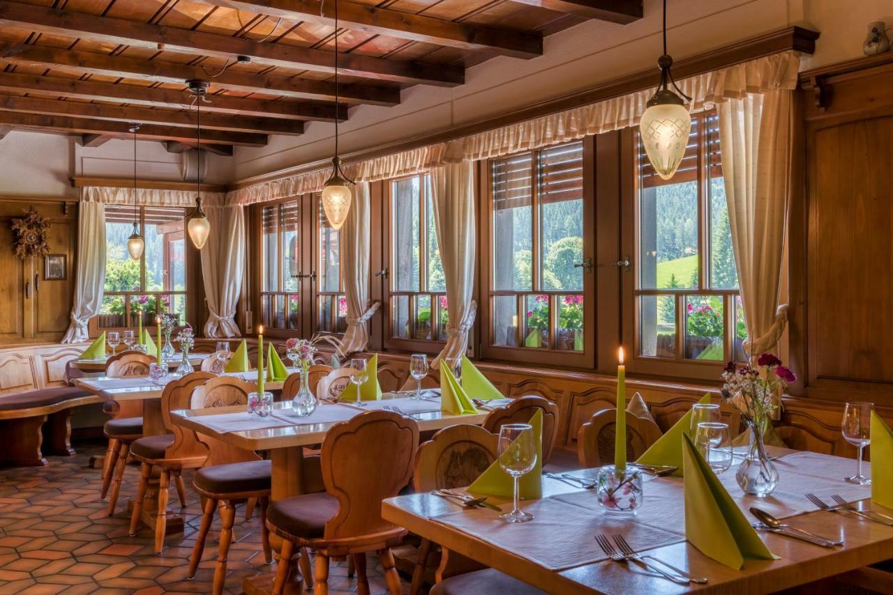 Landgasthof Jostalstüble Titisee-Neustadt Exterior foto